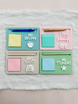 Sticky/post-it note and pen holder