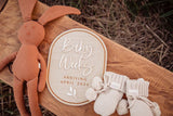 Oval pregnancy announcement plaque
