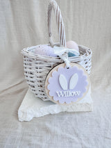 Scalloped round Easter tag