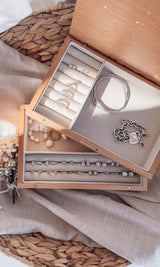 Wooden single or multilayer jewellery box - name with floral bunch above