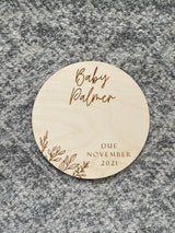 Pregnancy announcement with area for ultrasound photo