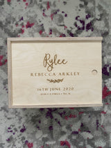 Keepsake box - engraved details